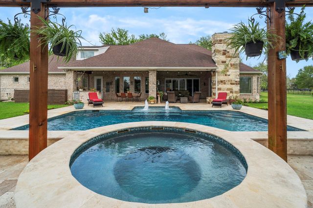 8522 Thornberry Hollow Court, Missouri City, TX 77459