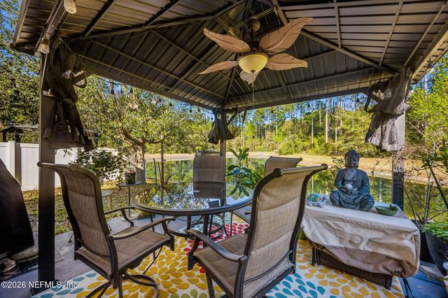 96486 STARFISH Drive, Yulee, FL 32097