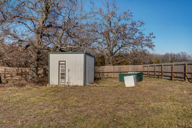 6035 State Highway K, Seymour, MO 65746