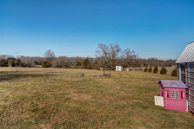 6035 State Highway K, Seymour, MO 65746