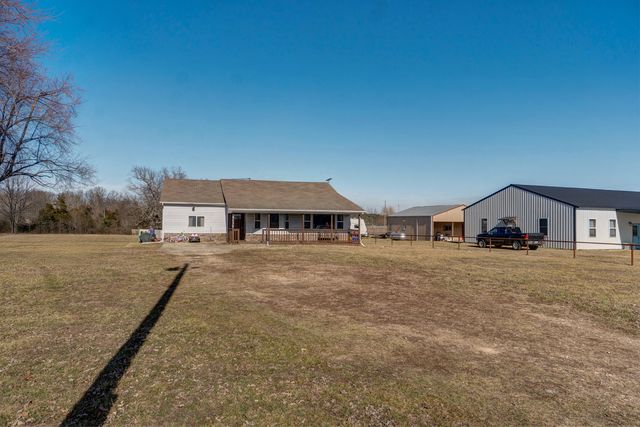 6035 State Highway K, Seymour, MO 65746