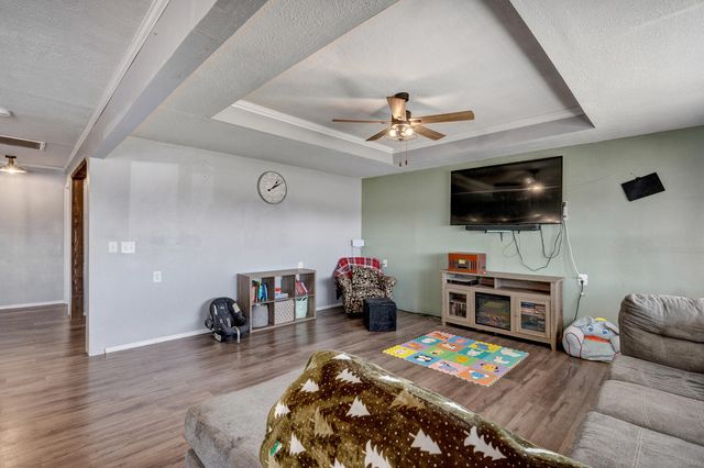 6035 State Highway K, Seymour, MO 65746