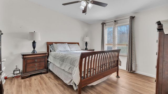 15 Valle Lobo, Los Lunas, NM 87031