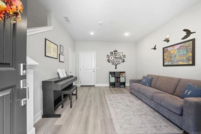 172 Diamante Road, San Marcos, CA 92078