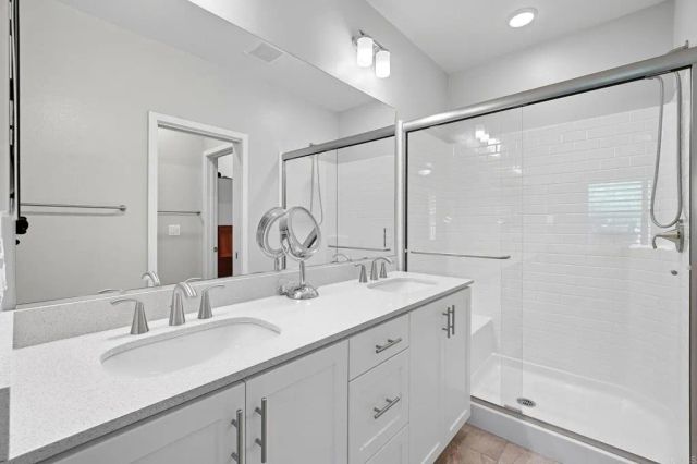 172 Diamante Road, San Marcos, CA 92078