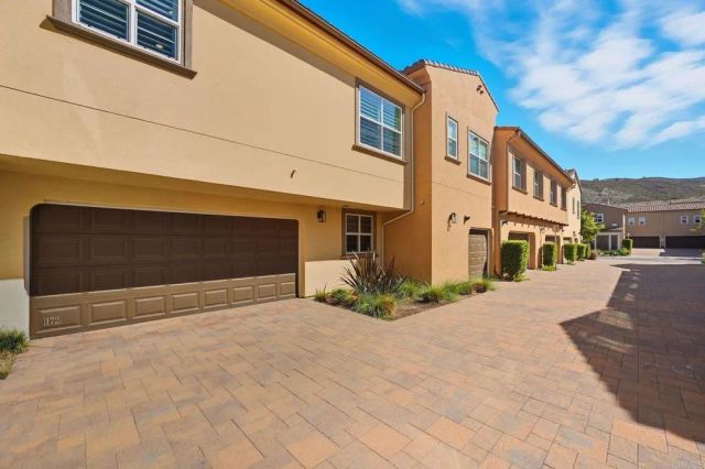 172 Diamante Road, San Marcos, CA 92078