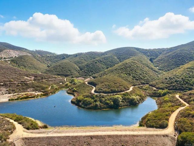 172 Diamante Road, San Marcos, CA 92078