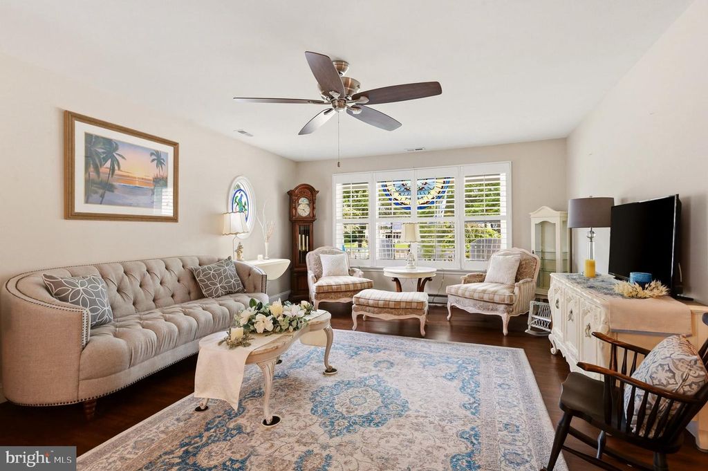 18 BUCKINGHAM DR, Southampton, NJ 08088 — photo 4