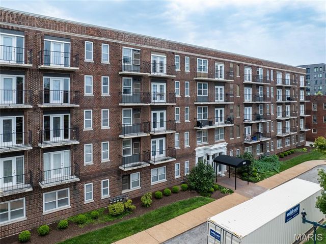 5630 Pershing Avenue 59, St Louis, MO 63112