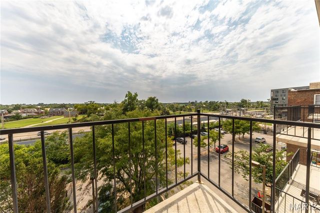 5630 Pershing Avenue 59, St Louis, MO 63112