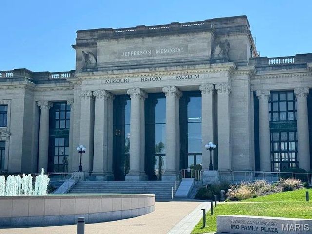 5630 Pershing Avenue 59, St Louis, MO 63112