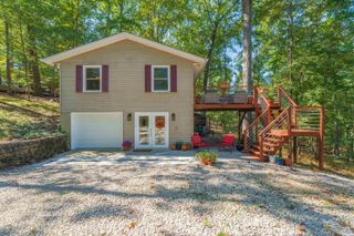7467 Windfree Lane, Bloomington, IN 47401