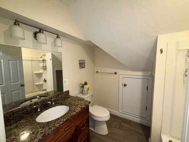 293 Broadway 3R, Methuen, MA 01844