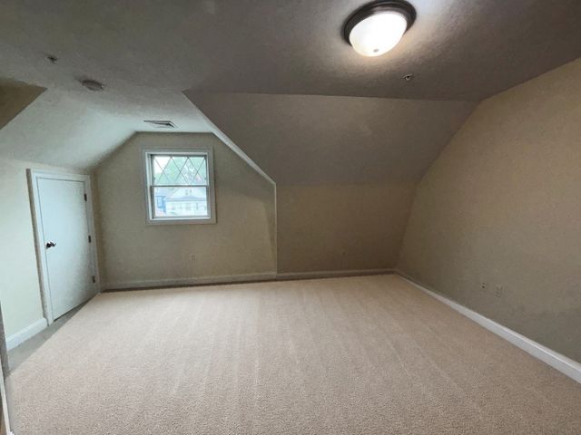 293 Broadway 3R, Methuen, MA 01844