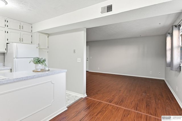 12728 Deauville Dr Apt 101, Omaha, NE 68137