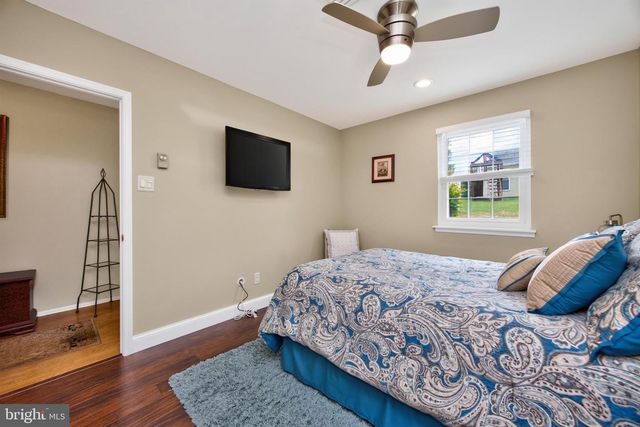 14 WINDEMERE CT, Downingtown, PA 19335