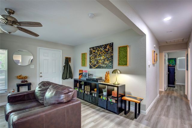 1101 Redoak Drive, West Tawakoni, TX 75474