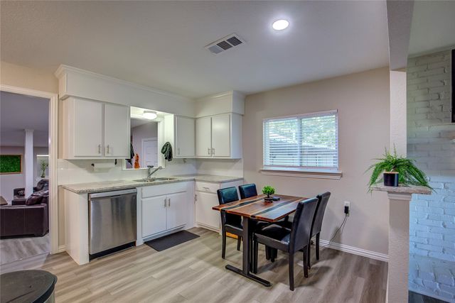 1101 Redoak Drive, West Tawakoni, TX 75474