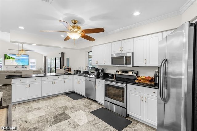 2607 SE 23rd AVE, Cape Coral, FL 33904