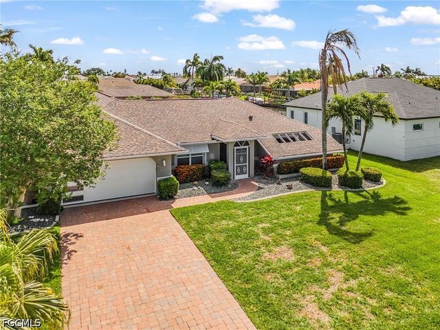 2607 SE 23rd AVE, Cape Coral, FL 33904