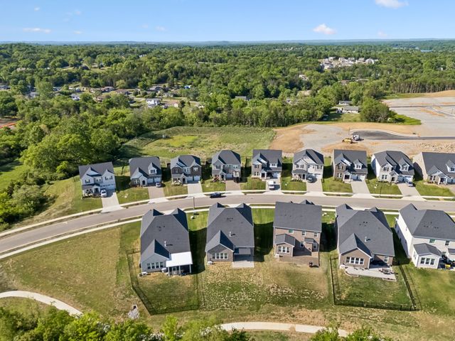 226 Pin High Dr, Mount Juliet, TN 37122