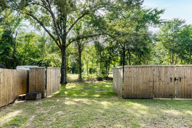 6881 Scenic Drive, Eustace, TX 75124