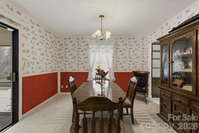 902 Meadowood Drive, Lenoir, NC 28645