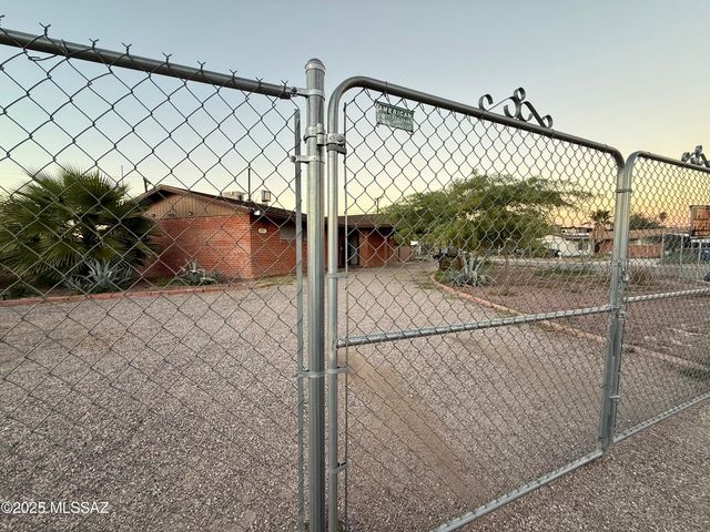 2441 N Jordan Drive, Tucson, AZ 85745