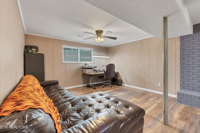 2906 Big Bend Drive, Maryville, TN 37803