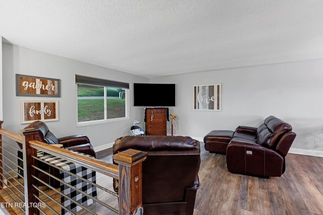 2906 Big Bend Drive, Maryville, TN 37803