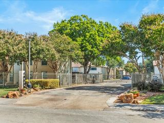10650 Steppington Drive 204, Dallas, TX 75230