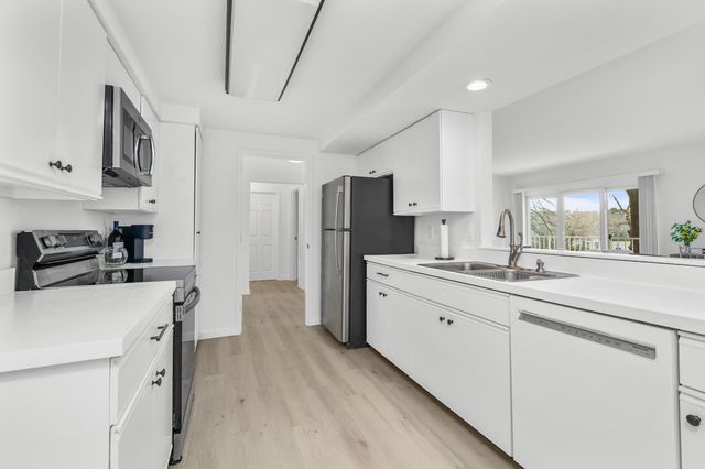 1 Belmont Road 425, West Harwich, MA 02671