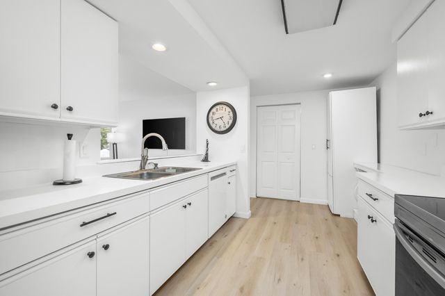 1 Belmont Road 425, West Harwich, MA 02671