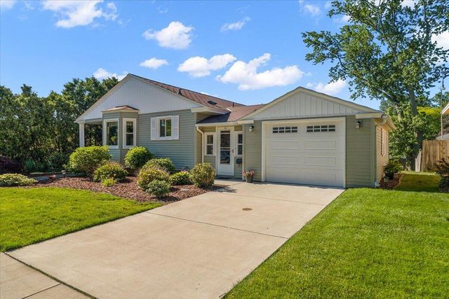 42 W 29th Street, Holland, MI 49423