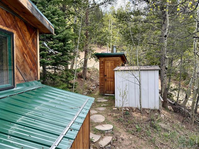 38 B and M Street, Ward, CO 80481