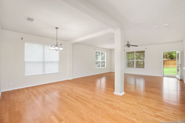 5803 Sugarberry, San Antonio, TX 78253