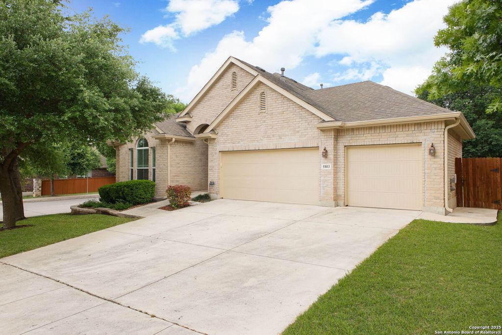 5803 Sugarberry, San Antonio, TX 78253