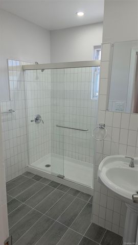 158-10 115th 2, Baisley Park, NY 11434