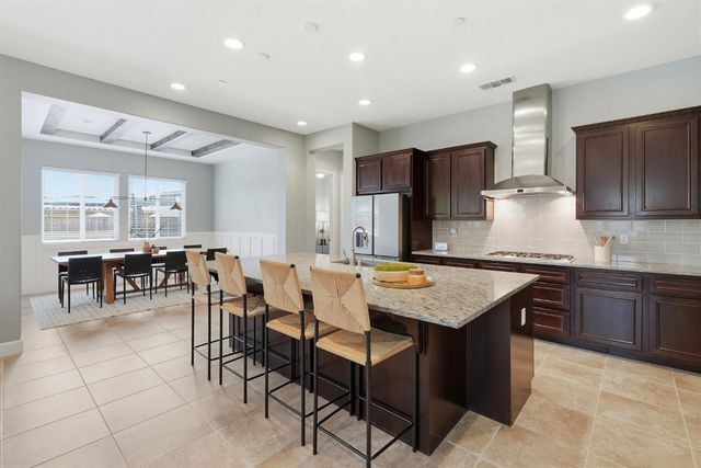 2220 Aiken Way, El Dorado Hills, CA 95762