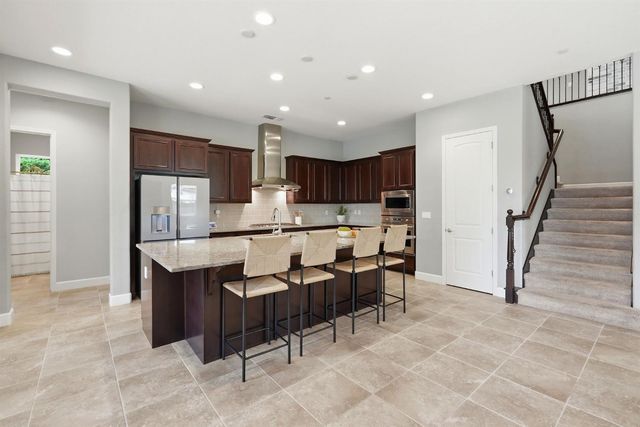 2220 Aiken Way, El Dorado Hills, CA 95762