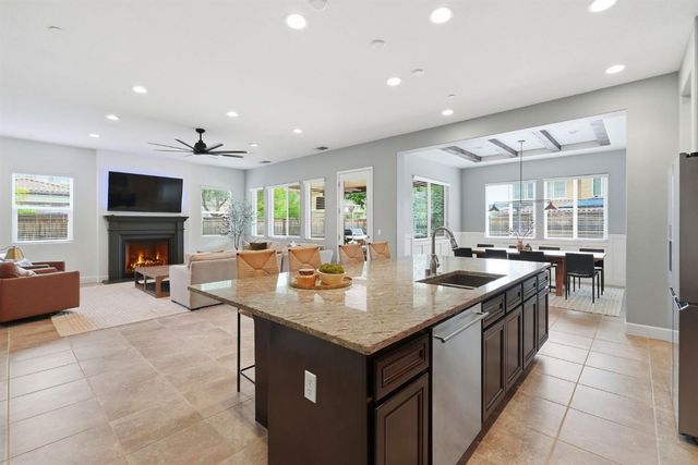 2220 Aiken Way, El Dorado Hills, CA 95762