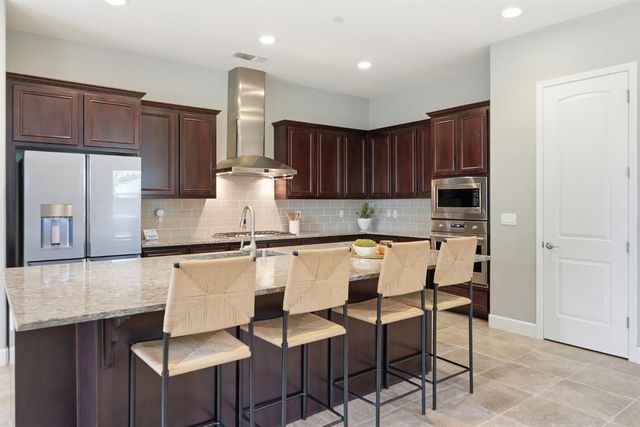 2220 Aiken Way, El Dorado Hills, CA 95762