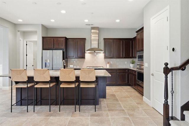 2220 Aiken Way, El Dorado Hills, CA 95762
