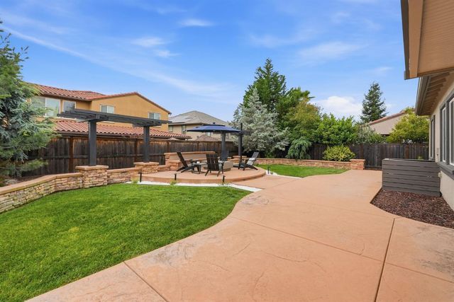 2220 Aiken Way, El Dorado Hills, CA 95762