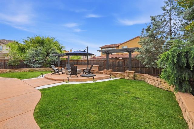 2220 Aiken Way, El Dorado Hills, CA 95762