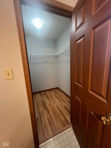 1334 Blue Grass Parkway, Greenwood, IN 46143