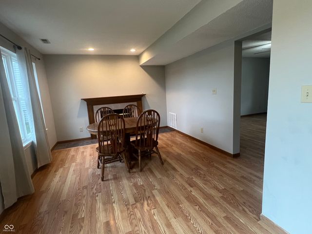 1334 Blue Grass Parkway, Greenwood, IN 46143