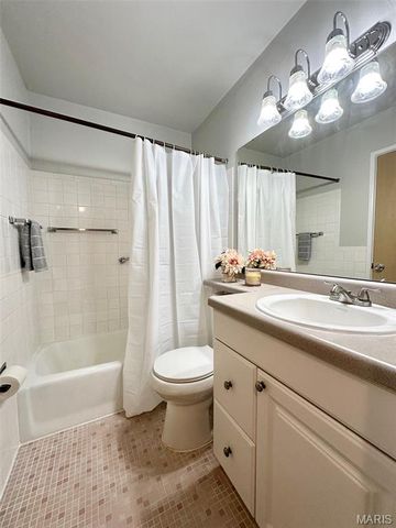 4228 Fatima Drive, Unincorporated, MO 63123