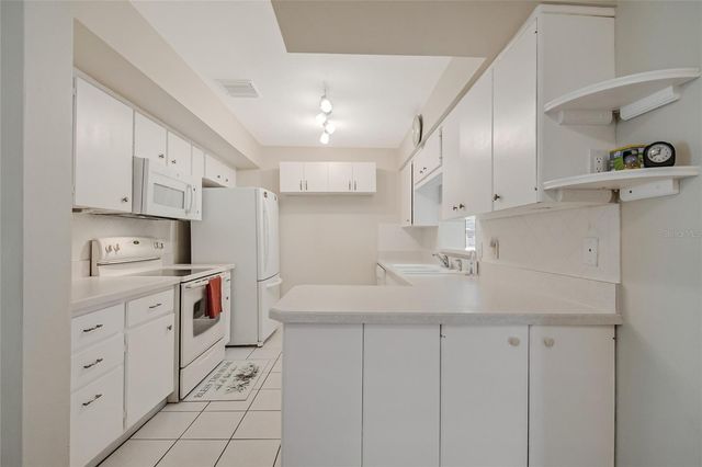 627 VANDENBERG STREET, Altamonte Springs, FL 32701