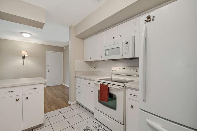 627 VANDENBERG STREET, Altamonte Springs, FL 32701